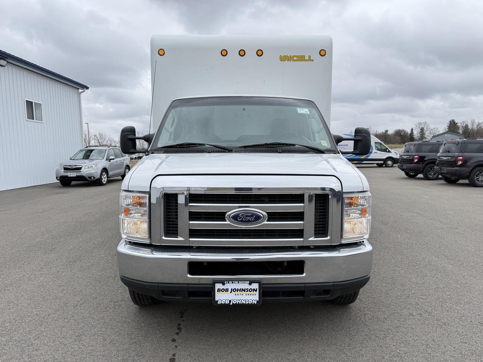 2019 Ford E-Series Cutaway E-450 DRW 158 WB