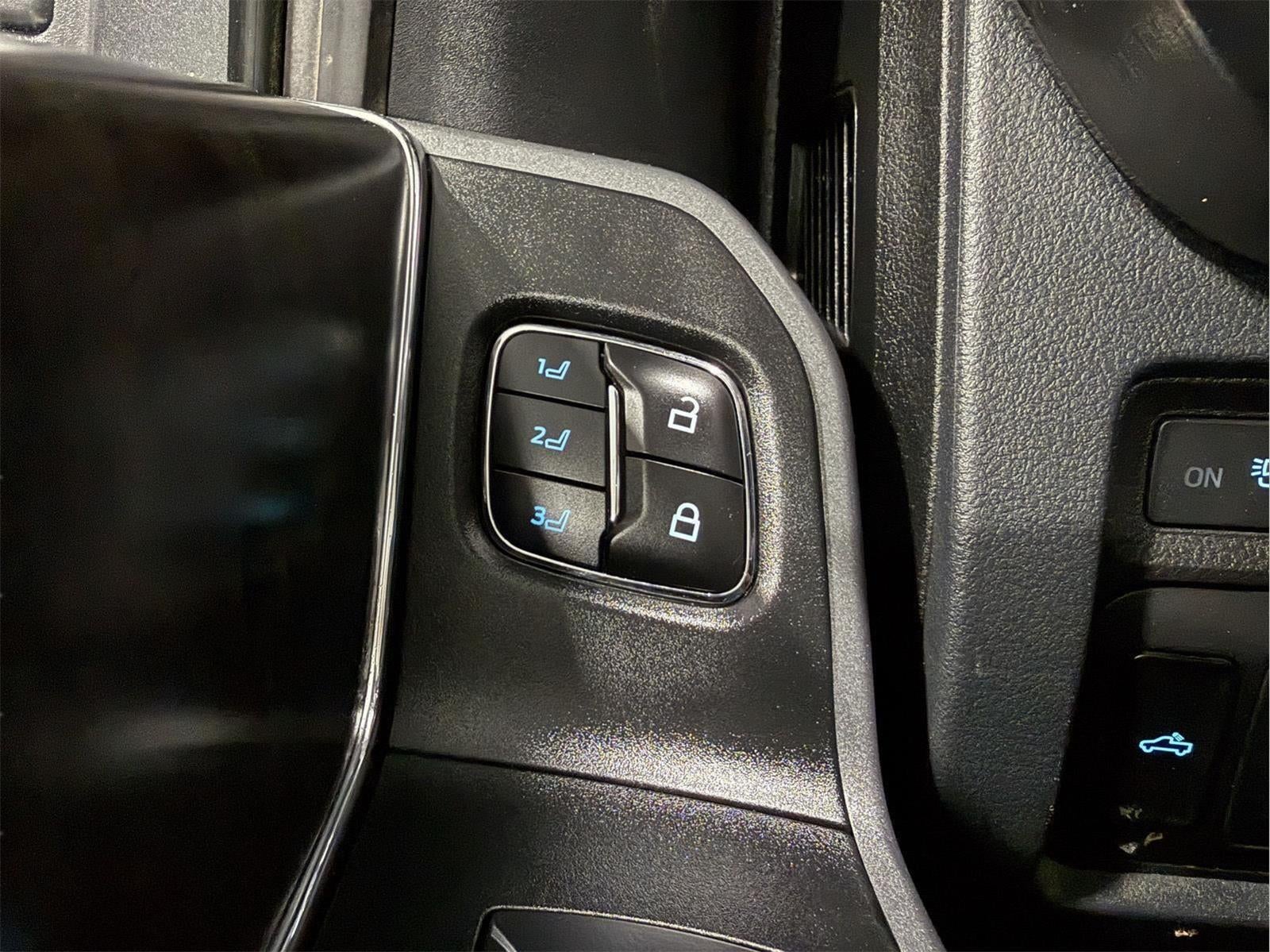 2023 Ford Super Duty F-250 Lariat