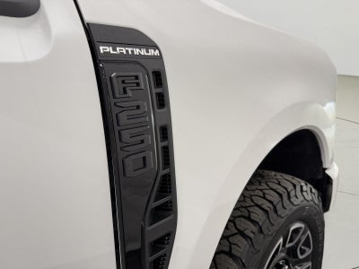 2025 Ford Super Duty F-250 SRW Platinum