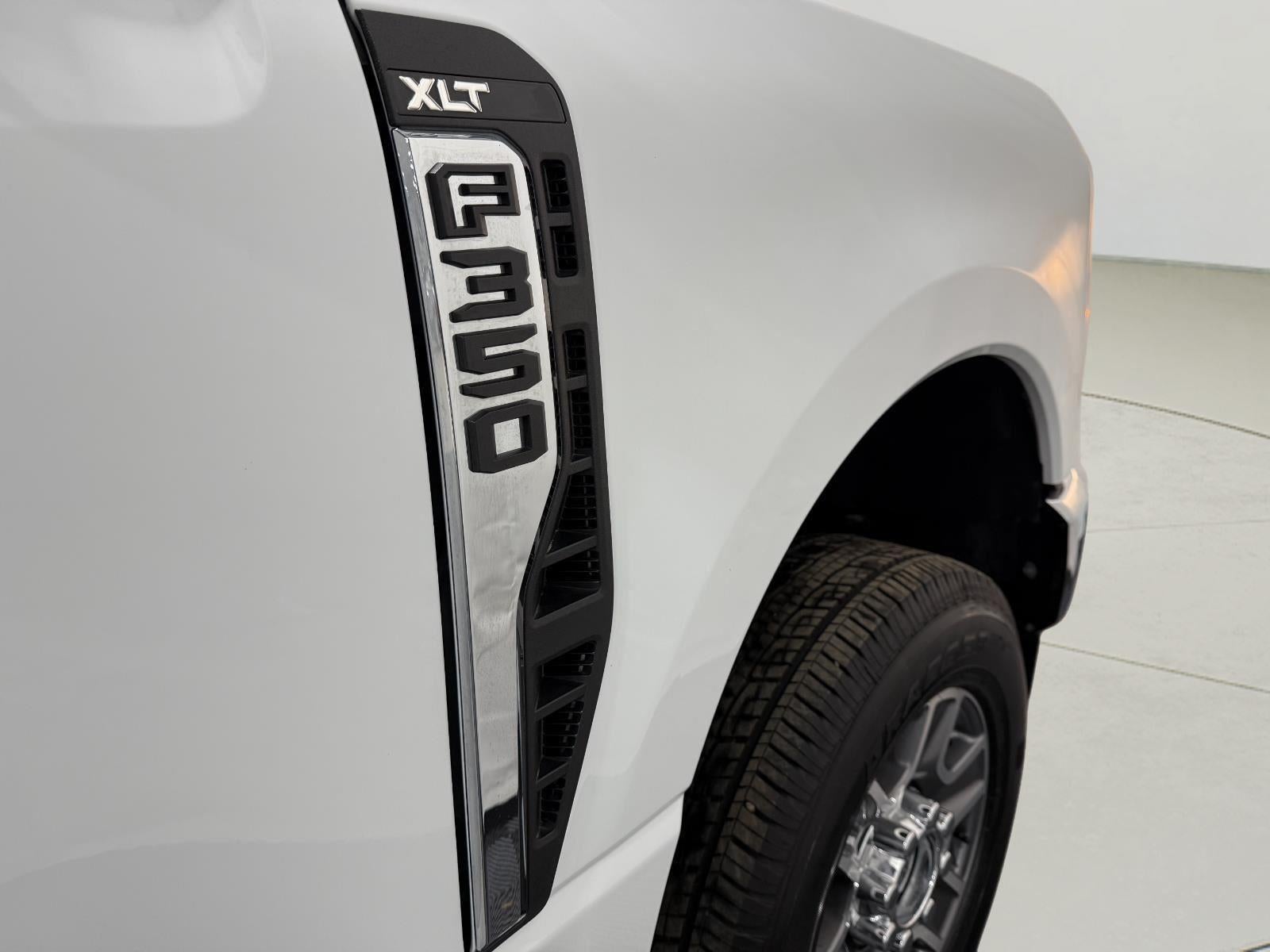 2025 Ford Super Duty F-350 Lariat