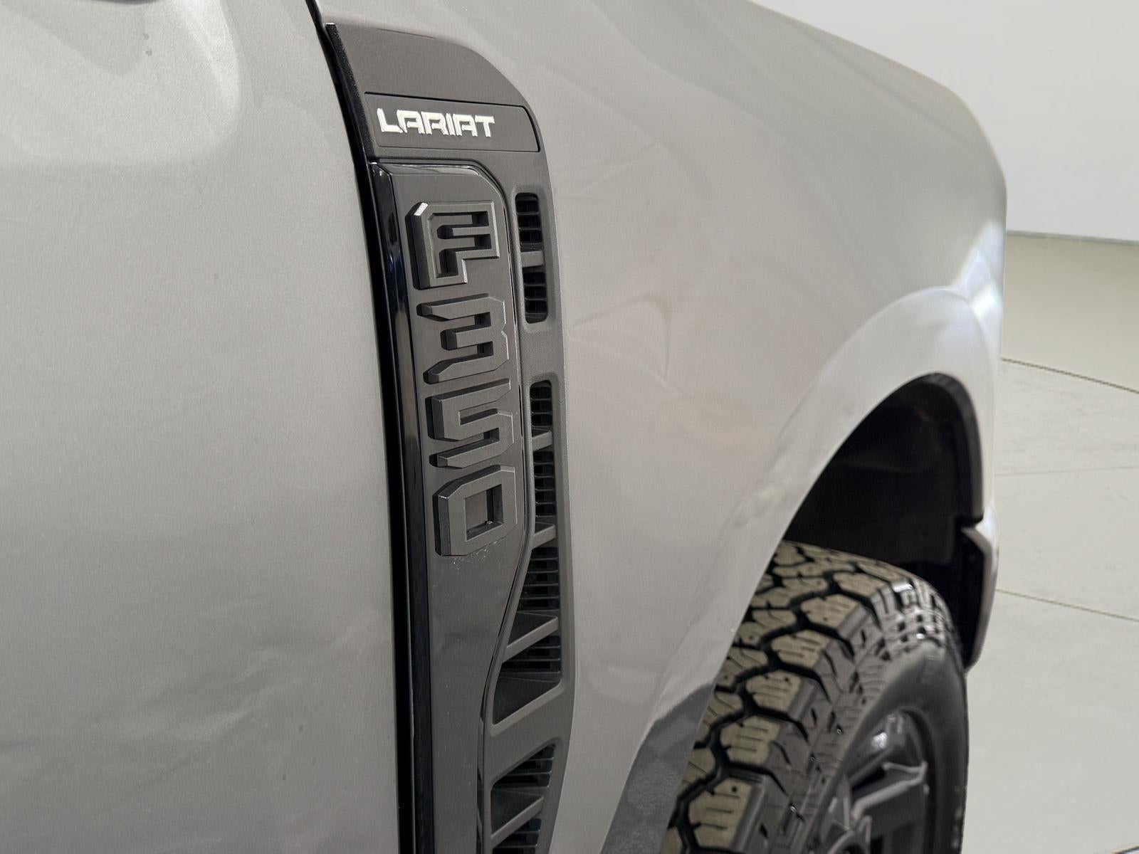 2023 Ford Super Duty F-350 SRW LARIAT