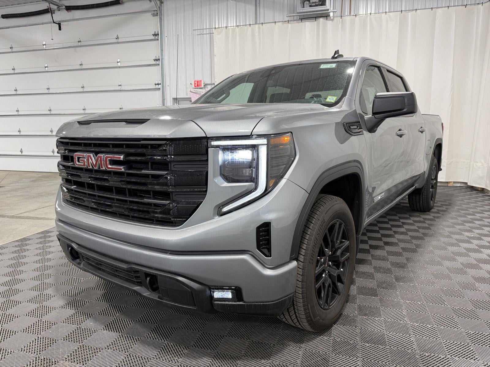 2025 GMC Sierra 1500 Elevation