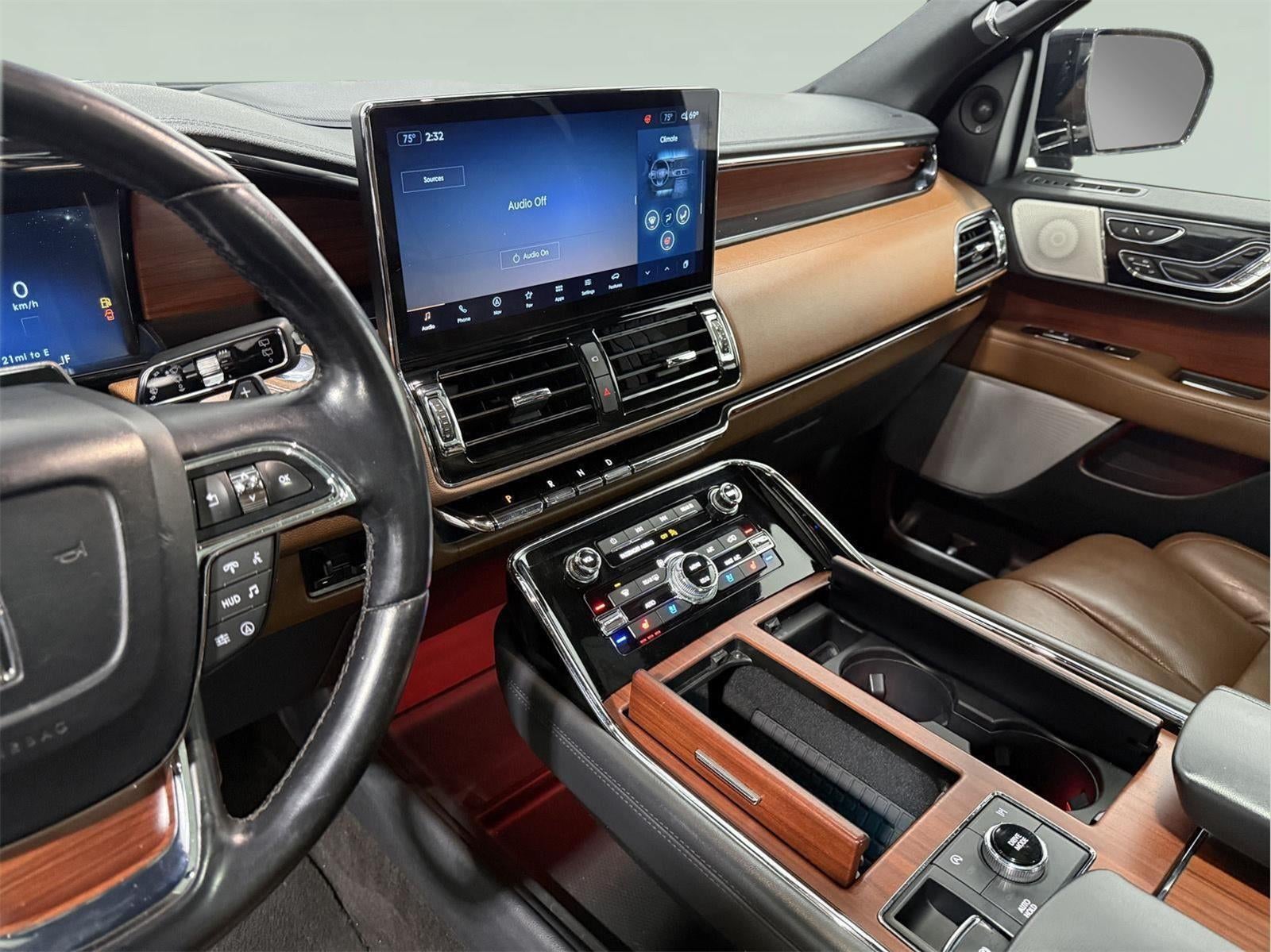 2022 Lincoln Navigator L Reserve