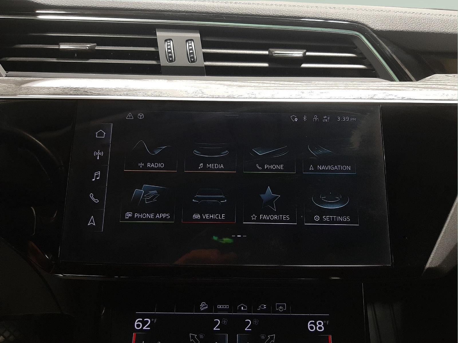2022 Audi E-Tron Premium
